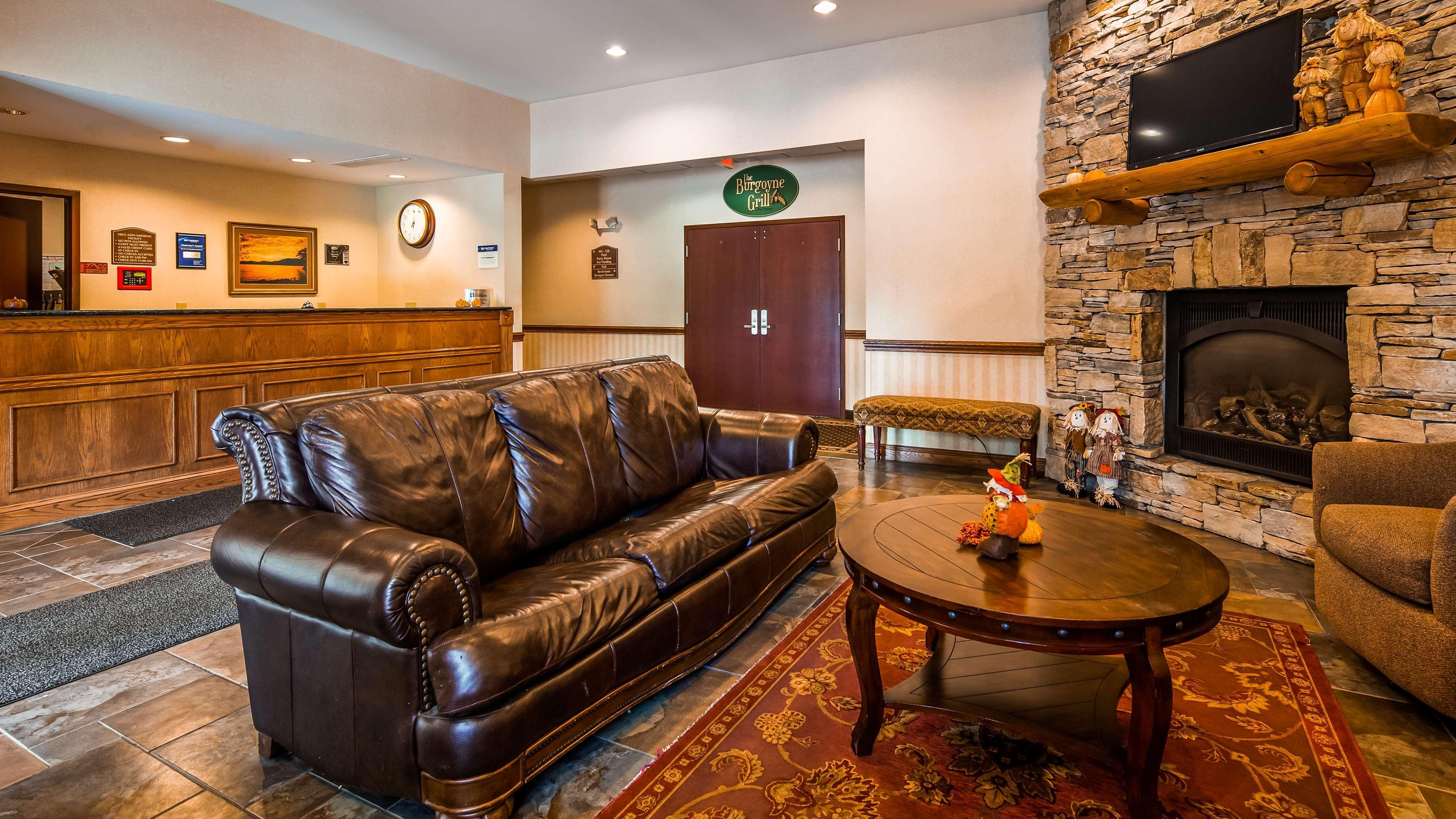 Best Western Plus Ticonderoga Bagian luar foto